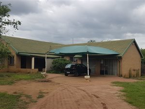 5 ha Farm in Rietfontein