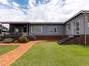 3 Bed House in Bosmont