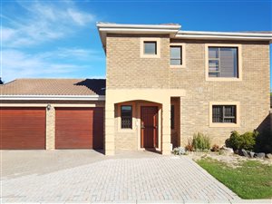 3 Bed House in Sonstraal Heights
