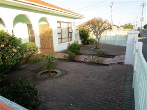 3 Bed House in Lansdowne