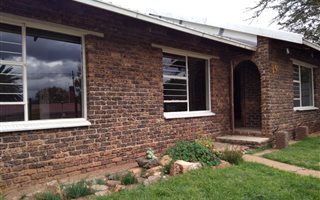 2 Bedroom Flat in Krugersdorp West
