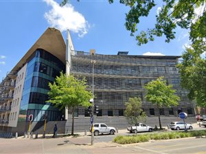 624 m² Commercial space in Melrose Arch