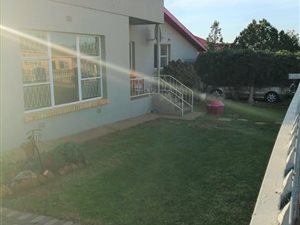 3 Bed House in Heuwelkruin