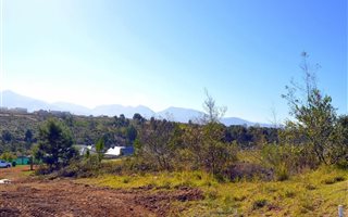797 m² Land available in Kraaibosch