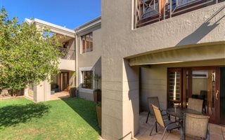 5 Bedroom Townhouse in Waverley