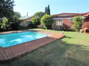 3 Bed House in Valhalla