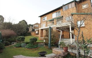 3 Bedroom House in Roodekrans