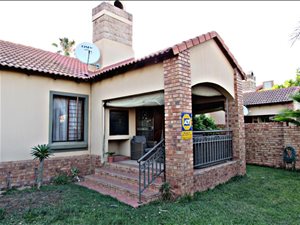 3 Bed Townhouse in Equestria