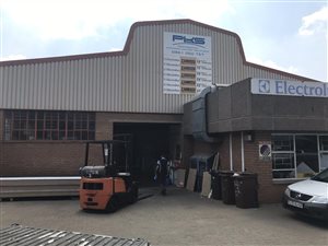 3560 m² Industrial space in Kew