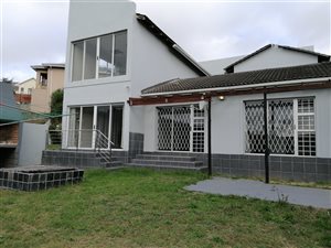 3 Bed House in Nahoon Valley