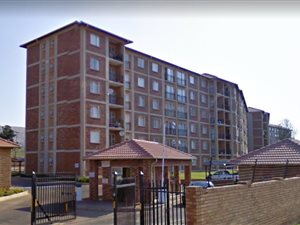 2 Bed Apartment in Karen Park