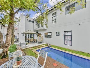 4 Bed House in Stone River Estate