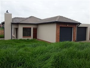 3 Bed House in Clayville