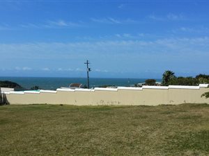 748 m² Land available in Glen Gariff
