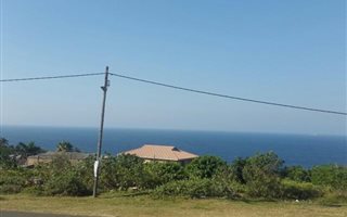 3160 m² Land available in La Mercy