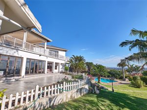 5 Bed House in Athlone Park