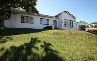 4 Bedroom House in Merryhill