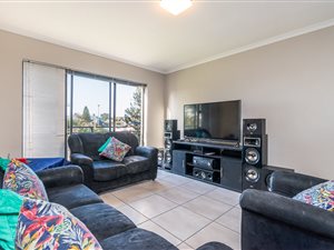 2 Bed Apartment in St Dumas