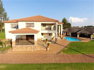 36 ha Farm in Hartzenbergfontein