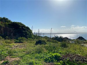 1026 m² Land available in De Bakke