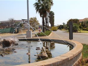 897 m² Land available in Silverwoods Country Estate