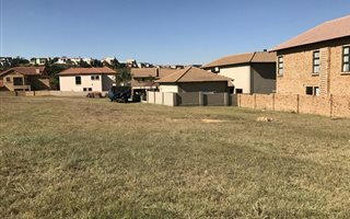 458 m² Land available in Kungwini Country Estate