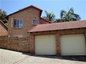 4 Bed Townhouse in Waterkloof Park