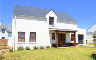 3 Bedroom House in Mariners Village