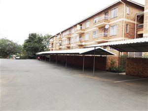 2 Bed Apartment in Clarendon