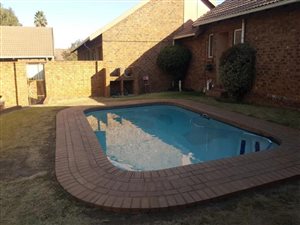 3 Bed Townhouse in Dalpark