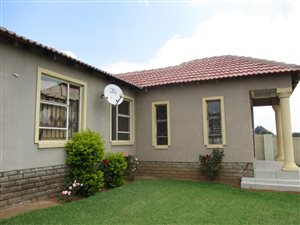 3 Bed House in Duvha Park