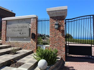 401 m² Land available in Herolds Bay