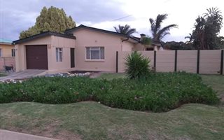 3 Bedroom House in Retief