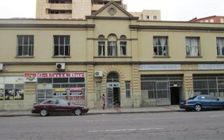 1165 m² Commercial space in Beachfront