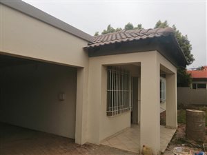 3 Bed Townhouse in Dunnottar