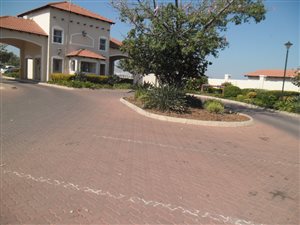 3 Bed Townhouse in Brits Central