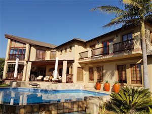 6 Bedroom House in Broadlands