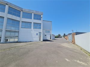 4400 m² Commercial space in Austerville