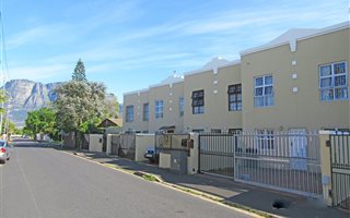 3 Bedroom Apartment in Harfield Village