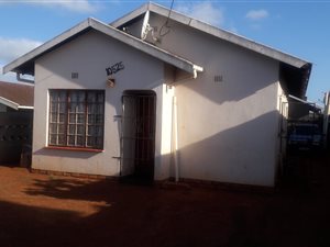 2 Bed House in Ngwelezana