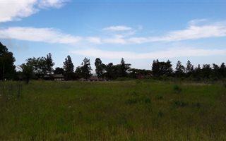 4047 m² Land available in Cramond