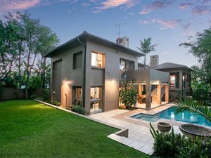 4 Bed House in Fourways Gardens