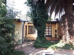 2 Bed Garden Cottage in Montgomery Park
