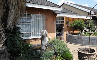 4 Bedroom House in Golf Park