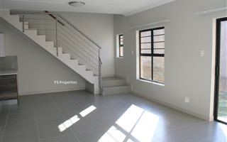 3 Bedroom Duplex in Willaway