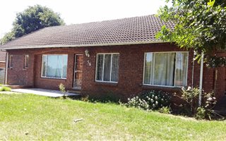 3 Bedroom House in Lincoln Meade