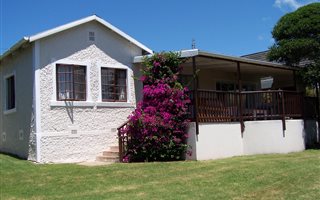 6 Bedroom House in Boesmansriviermond