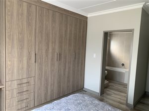 2 Bed Apartment in Carlswald AH