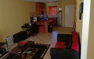 2 Bedroom Flat in Wilro Park