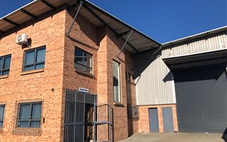 470 m² Industrial space in Founders Hill